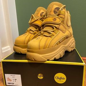 Buffalo Classic High Top Leather Sneakers (barely used with box)